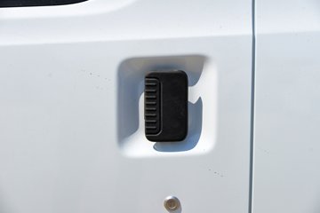 �������� E��˳ 2025�� ä���� 5.185�״��綯�����ж���ջ���53.58kWhͼƬ