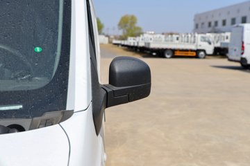 �������� E��˳ 2025�� ä���� 5.185�״��綯�����ж���ջ���53.58kWhͼƬ