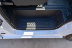 江铃汽车 E福顺 2025款 盲窗版 5.185米纯电动中轴中顶封闭货车53.58kWh