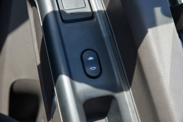 �������� E��˳ 2025�� ä���� 5.185�״��綯�����ж���ջ���53.58kWhͼƬ