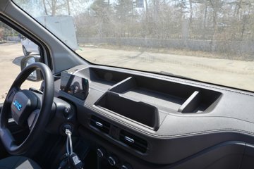 �������� E��˳ 2025�� ä���� 5.185�״��綯�����ж���ջ���53.58kWhͼƬ