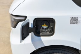 E福顺&nbsp;电动封闭厢货底盘图片