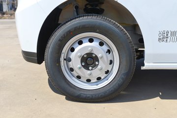 �������� E��˳ 2025�� ä���� 5.185�״��綯�����ж���ջ���53.58kWhͼƬ