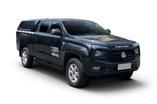 中国重汽 豪沃S6 2024款 商用尊豪版 2.0T柴油 190马力 手动四驱 双排厢式皮卡