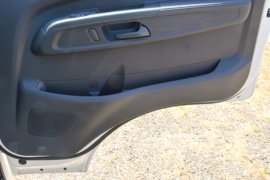 E顺达&nbsp;电动载货车驾驶室图片