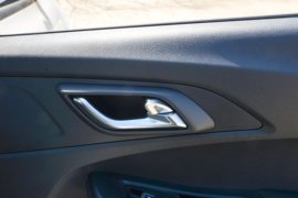 域虎7&nbsp;皮卡驾驶室                                               图片