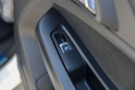 域虎7&nbsp;皮卡驾驶室                                               图片