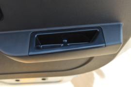 跨越王X1&nbsp;载货车驾驶室                                               图片