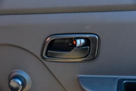 跨越王X1&nbsp;载货车驾驶室                                               图片