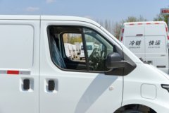 江铃 E福顺 2025款 盲窗版 4.885米纯电动短轴低顶封闭货车41.86kWh