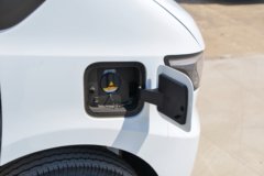 江铃 E福顺 2025款 盲窗版 4.885米纯电动短轴低顶封闭货车41.86kWh