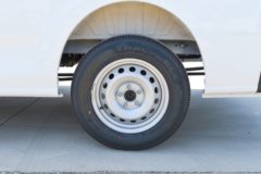 江铃 E福顺 2025款 盲窗版 4.885米纯电动短轴低顶封闭货车41.86kWh