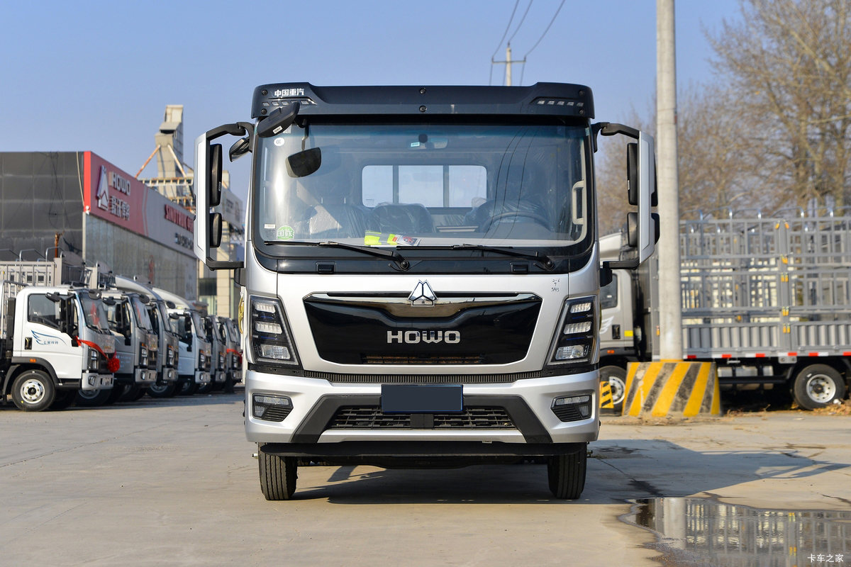重汽HOWO悍将PRO 4.15米单排纯电动栏板轻卡 弗迪150.83kWh