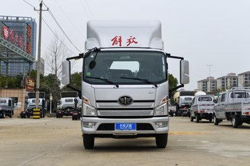 解放领途 焕新款 2.5L柴油 163马力 法士特6档 AMT自动档 3.78米排半仓栅式轻卡