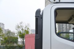 解放领途 2.4L柴油 180马力 法士特8档 4.16米单排仓栅式轻卡