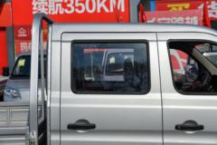 长安跨越王X1 1.2L汽油 91马力 4X2 5档 手动 2.55米 双排 栏板微卡