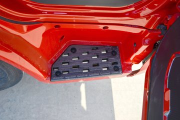 �������ó�����G300 2.5L���� 165���� ��ʿ��8�� 4.18�׵��������ῨͼƬ