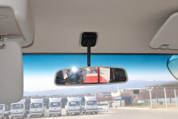 �������ó�����G300 2.5L���� 165���� ��ʿ��8�� 4.18�׵��������ῨͼƬ