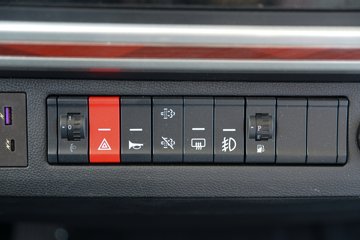 �������ó�����G300 2.5L���� 165���� ��ʿ��8�� 4.18�׵��������ῨͼƬ