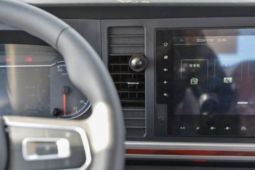 �������ó�����G300 2.5L���� 165���� ��ʿ��8�� 4.18�׵��������ῨͼƬ