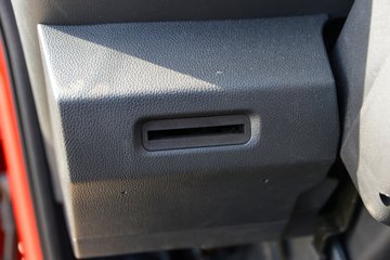 �������ó�����G300 2.5L���� 165���� ��ʿ��8�� 4.18�׵��������ῨͼƬ