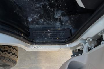 ������Խ��D3 ������ 1.6L���� 122���� ����5�� 3.3�׵�������΢��ͼƬ