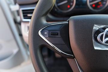 ������Խ��D3 ������ 1.6L���� 122���� ����5�� 3.3�׵�������΢��ͼƬ