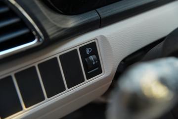 ������Խ��D3 ������ 1.6L���� 122���� ����5�� 3.3�׵�������΢��ͼƬ