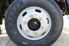 陕汽商用车 德龙G1 137马力 4.18米单排栏板轻卡(法士特6档)