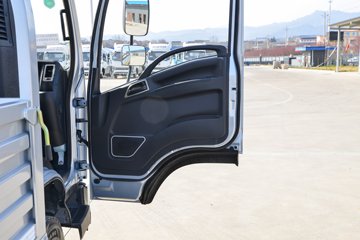 �������ó�����G1 2.5L���� 137���� ��ʿ��8�� 4.18�׵��������ῨͼƬ