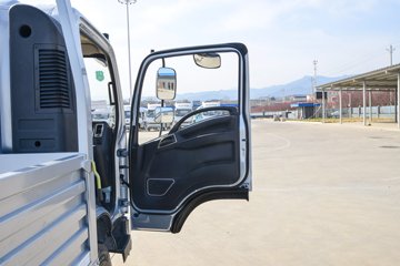 �������ó�����G1 2.5L���� 137���� ��ʿ��8�� 4.18�׵��������ῨͼƬ