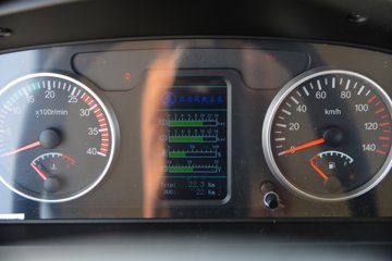 �������ó�����G1 2.5L���� 137���� ��ʿ��8�� 4.18�׵��������ῨͼƬ