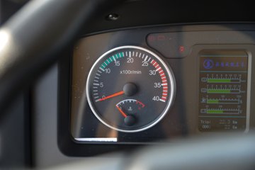 �������ó�����G1 2.5L���� 137���� ��ʿ��8�� 4.18�׵��������ῨͼƬ