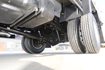 �������ó�����G1 2.5L���� 137���� ��ʿ��8�� 4.18�׵��������ῨͼƬ