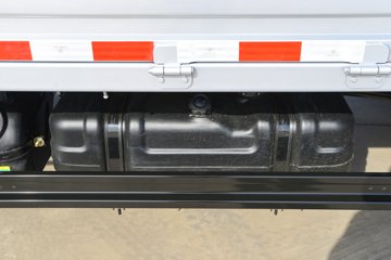 �������ó�����G1 2.5L���� 137���� ��ʿ��8�� 4.18�׵��������ῨͼƬ