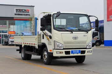 解放J6F 2.2L柴油 150马力 法士特8档 3.82米排半栏板轻卡