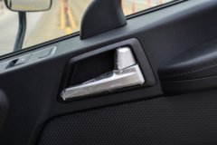 解放 J6F 招财虎 150马力 4.2米单排栏板轻卡(万里扬6档)