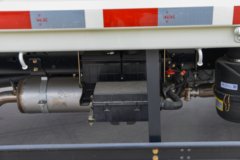 解放 J6F 招财虎 150马力 4.2米单排栏板轻卡(万里扬6档)