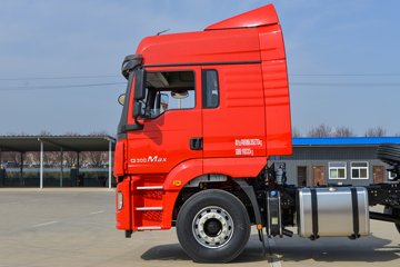 ��������Q300Max 8.5L���� 400���� 4X2 ��ʿ��12�� ǣ����ͼƬ