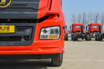 ��������Q300Max 8.5L���� 400���� 4X2 ��ʿ��12�� ǣ����ͼƬ