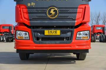 ��������Q300Max 8.5L���� 400���� 4X2 ��ʿ��12�� ǣ����ͼƬ