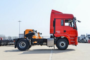 ��������Q300Max 8.5L���� 400���� 4X2 ��ʿ��12�� ǣ����ͼƬ