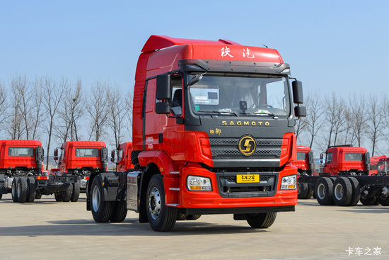 ��������Q300Max 8.5L���� 400���� 4X2 ��ʿ��12�� ǣ����