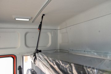 ��������Q300Max 8.5L���� 400���� 4X2 ��ʿ��12�� ǣ����ͼƬ