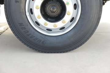 ��������Q300Max 8.5L���� 400���� 4X2 ��ʿ��12�� ǣ����ͼƬ