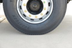陕汽德御Q300Max 8.5L柴油 400马力 4X2 法士特12档 牵引车