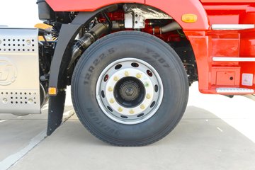 ��������Q300Max 8.5L���� 400���� 4X2 ��ʿ��12�� ǣ����ͼƬ