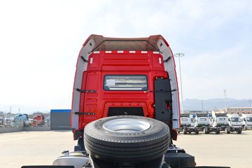 ��������Q300Max 8.5L���� 400���� 4X2 ��ʿ��12�� ǣ����ͼƬ