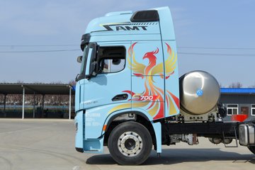 �������ó��Ӱ�S700 14.5L LNG 580���� 6X4 Ӯ��12�� AMT�Զ��� ǣ����(����ƿ)ͼƬ