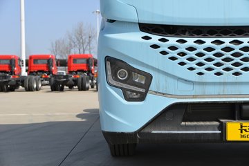 �������ó��Ӱ�S700 14.5L LNG 580���� 6X4 Ӯ��12�� AMT�Զ��� ǣ����(����ƿ)ͼƬ